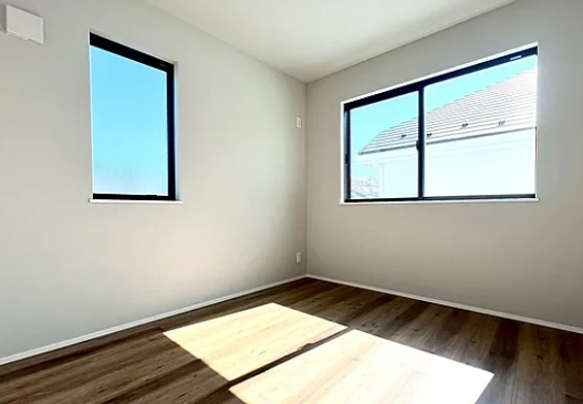 町田市本町田の新築戸建て2号棟の洋室2の写真