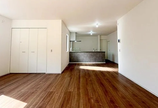 町田市本町田の新築戸建て2号棟のダイニングの写真