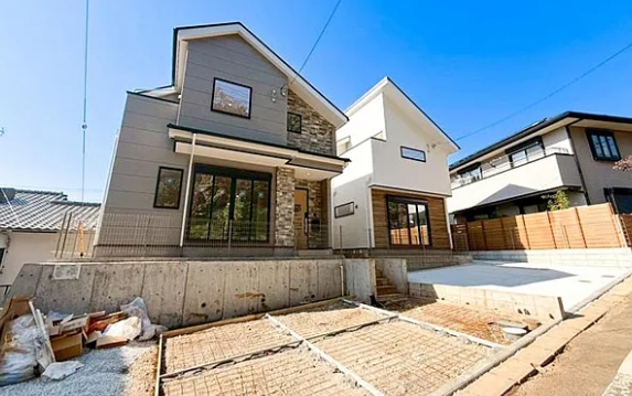 町田市本町田の新築戸建て2号棟の外観の写真