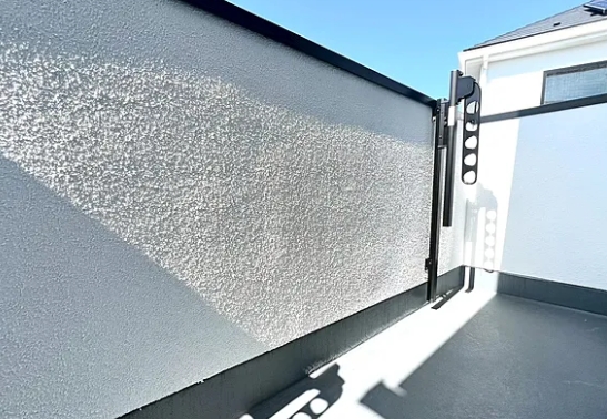 町田市本町田の新築戸建て4号棟のバルコニーの写真