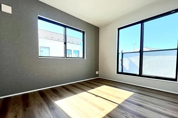 町田市本町田の新築戸建て4号棟の洋室1の写真