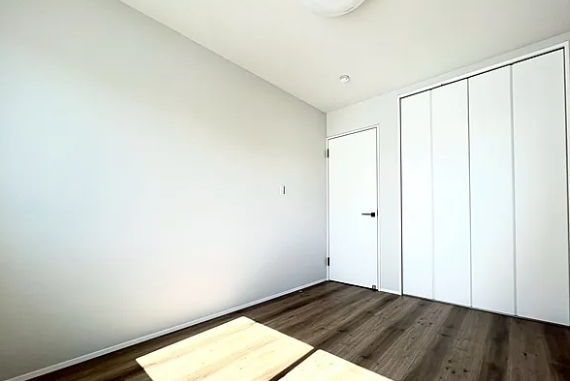 町田市本町田の新築戸建て4号棟の洋室3の写真