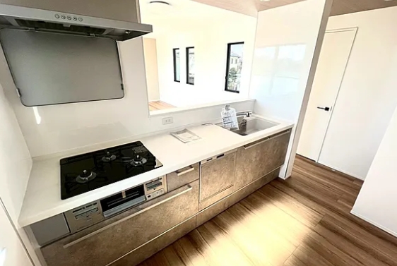 町田市本町田の新築戸建て5号棟のキッチンの写真