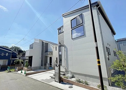 町田市本町田の新築戸建て1号棟の外観の写真