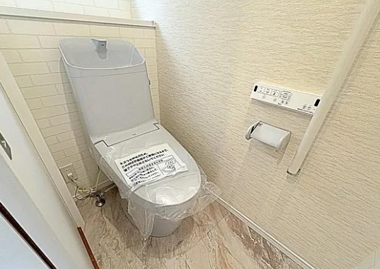 町田市本町田の新築戸建て1号棟のトイレ1Fの写真