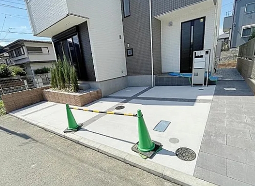 町田市本町田の新築戸建て2号棟の外観の写真