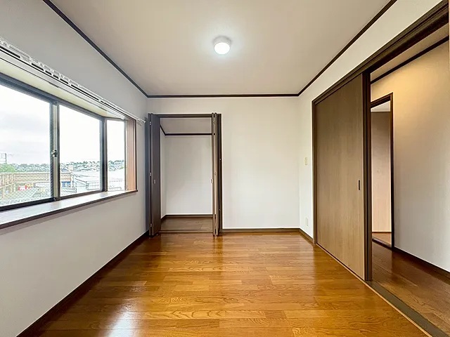 町田市本町田の中古戸建ての洋室3の写真