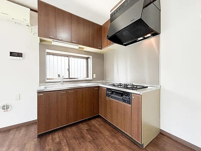 町田市本町田の中古戸建てのキッチンの写真