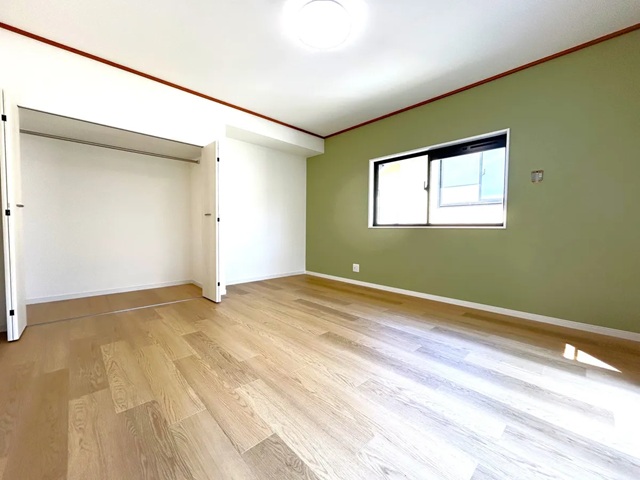 町田市金井3丁目の中古戸建ての洋室1の写真