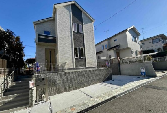 町田市金井ヶ丘3丁目の新築戸建ての外観の写真