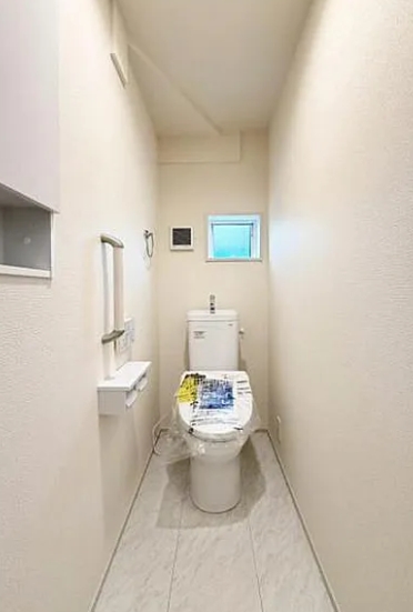 町田市木曽西3丁目の新築戸建て2のトイレ1Fの写真