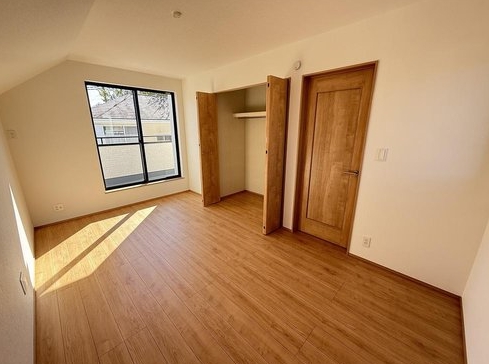 町田市木曽西5丁目の新築戸建ての洋室1の写真