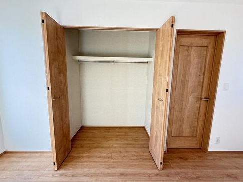 町田市木曽西5丁目の新築戸建ての収納1の写真