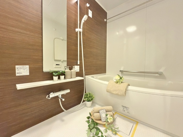 町田市南町田4丁目の中古マンション4階部分のバスルームの写真