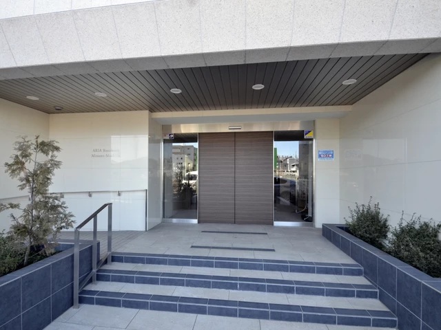 町田市南町田4丁目の中古マンション4階部分のエントランスの写真