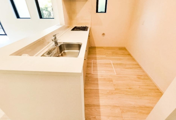 町田市三輪町の新築戸建てのキッチンの写真