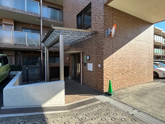 町田市三輪緑山3丁目の中古マンション1階部分の共用部分の写真