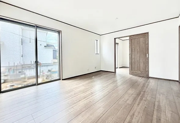 町田市成瀬2丁目の新築戸建てAのリビングの写真