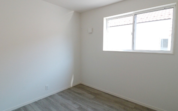 町田市野津田町の新築戸建て4号棟の洋室2の写真