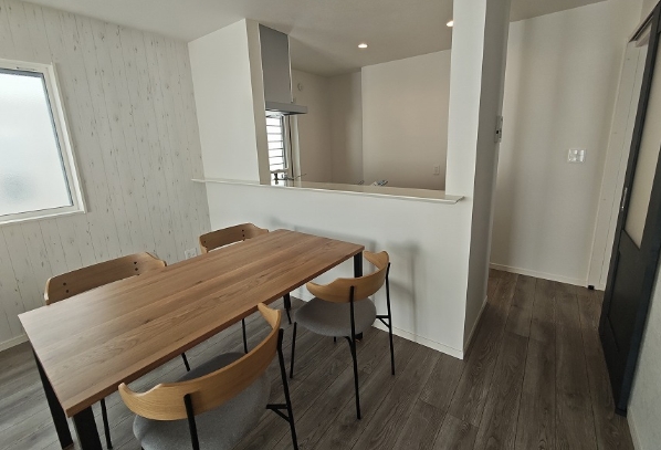 町田市野津田町の新築戸建て4号棟のダイニングの写真