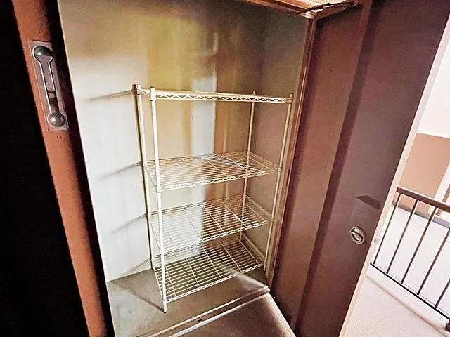 町田市小山ヶ丘5丁目の中古マンション7階部分のトランクルームの写真