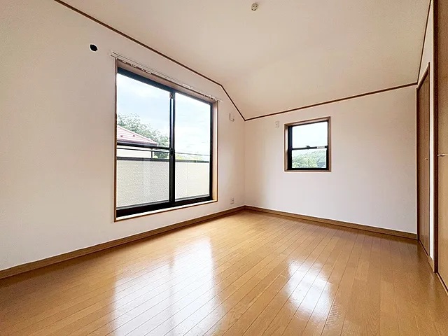 町田市小山町の中古戸建ての洋室3の写真