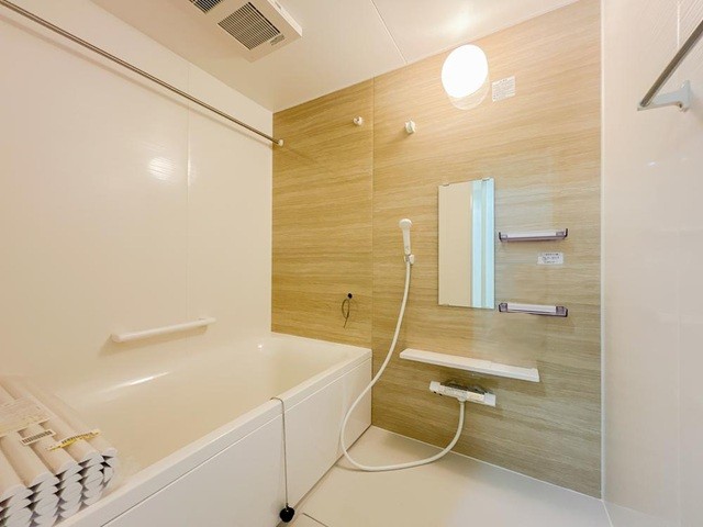 町田市忠生2丁目の中古マンション1階部分のバスルームの写真