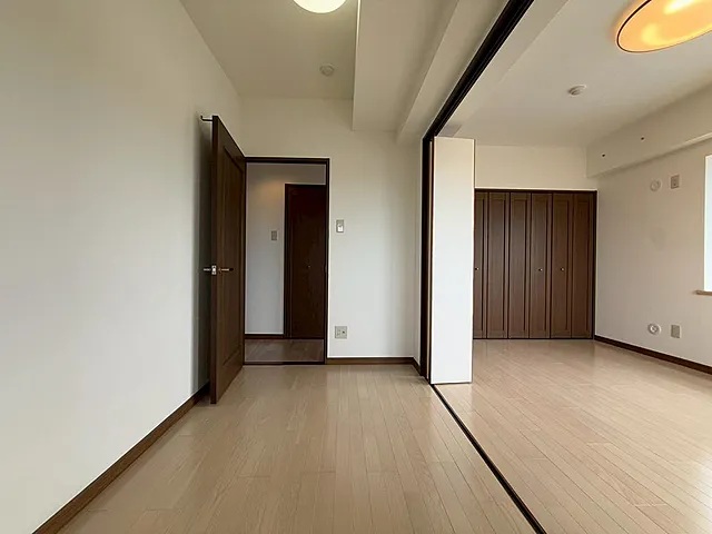 町田市忠生2丁目の中古マンション5階部分の納戸の写真