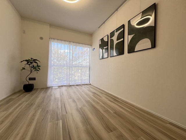 町田市玉川学園1丁目の中古マンション3階部分の洋室2の写真