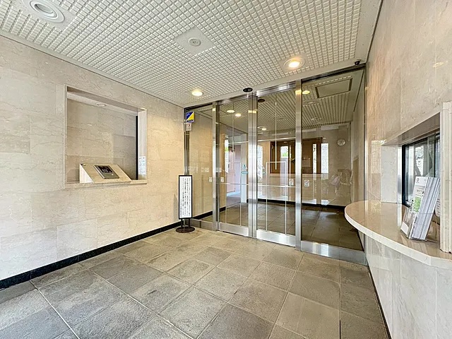 町田市玉川学園5丁目の中古マンション1階部分の共用部分の写真