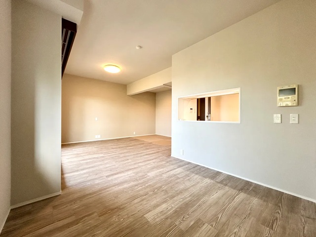 町田市玉川学園5丁目の中古マンション1階部分のダイニングの写真