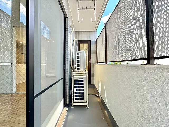 町田市玉川学園5丁目の中古マンション3階部分のバルコニーの写真