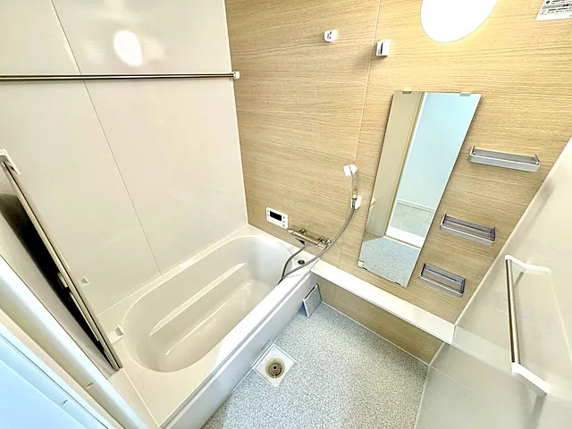 町田市玉川学園5丁目の中古マンション3階部分のバスルームの写真