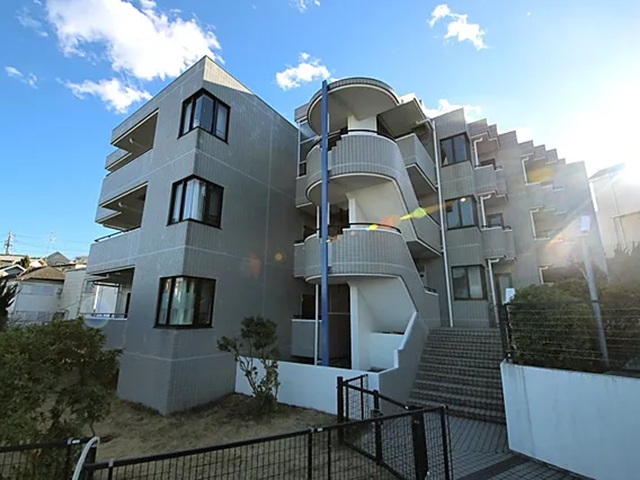 町田市玉川学園5丁目の中古マンション3階部分の外観2枚目の写真