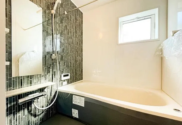 町田市鶴川4丁目の新築戸建て2のバスルームの写真