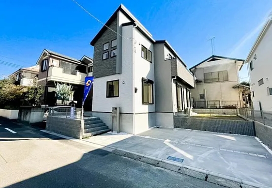 町田市鶴川4丁目の新築戸建て2の外観の写真