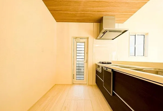 町田市鶴川4丁目の新築戸建て2のキッチンの写真