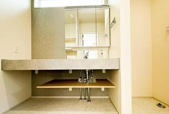 町田市鶴川4丁目の新築戸建て2の洗面化粧台の写真