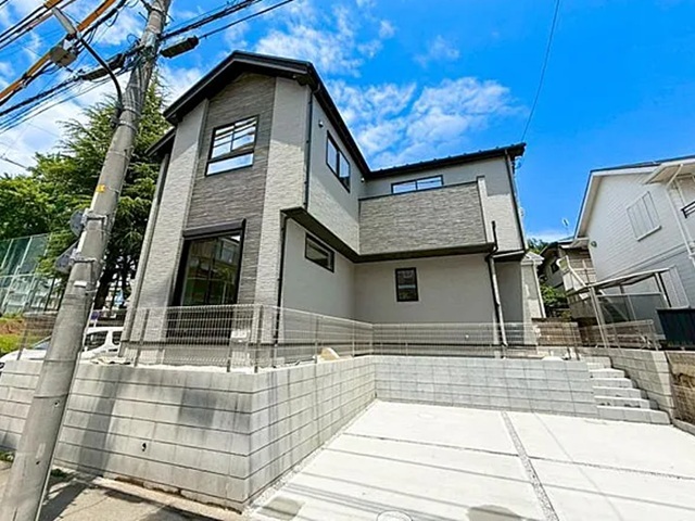 町田市鶴川6丁目の新築戸建ての外観の写真