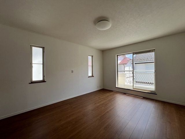 町田市薬師台2丁目の中古戸建ての洋室1の写真