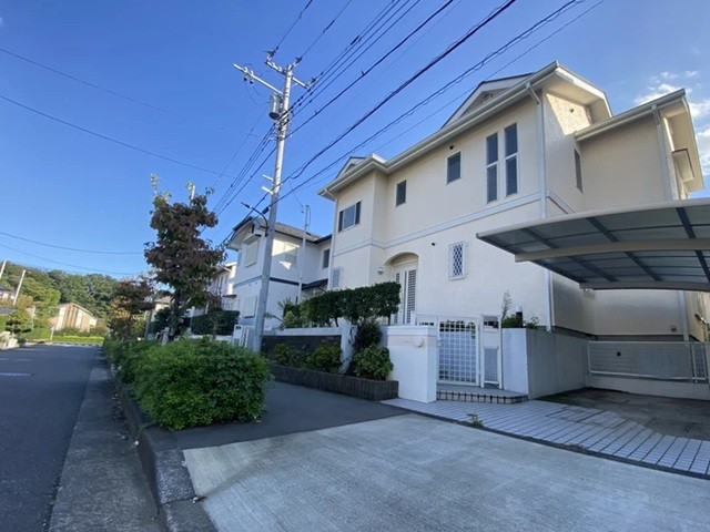 町田市薬師台2丁目の中古戸建ての外観の写真