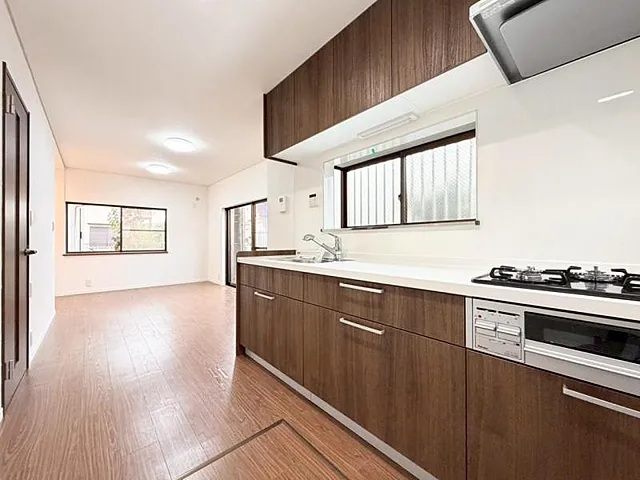 相模原市中央区光が丘3丁目の中古戸建てのキッチンの写真