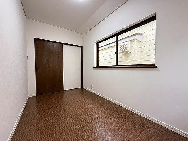 相模原市中央区光が丘3丁目の中古戸建ての納戸の写真