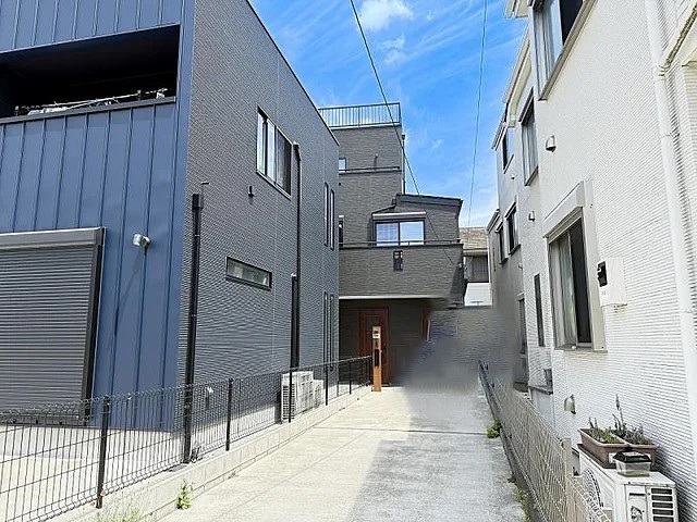 相模原市中央区星が丘4丁目の中古戸建ての外観の写真