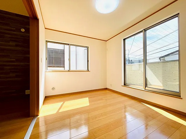 相模原市中央区小山1丁目の中古戸建ての洋室3の写真