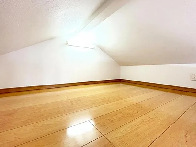 相模原市中央区小山1丁目の中古戸建てのロフトの写真