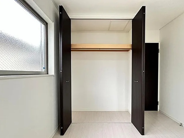 相模原市中央区小山2丁目の中古戸建ての収納の写真