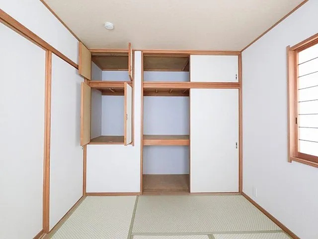 相模原市中央区田名の中古戸建ての収納の写真