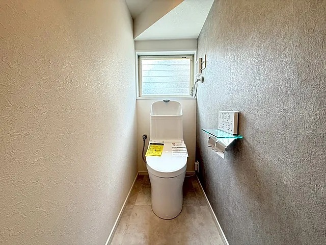 相模原市中央区田名の中古戸建てのトイレの写真