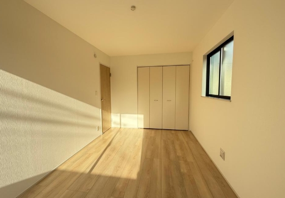 相模原市中央区上溝の新築戸建ての洋室2の写真